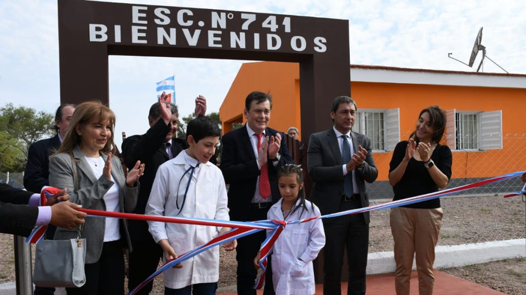 Más educación para los santiagueños: inauguraron 21 nuevos establecimientos educativos en el último año