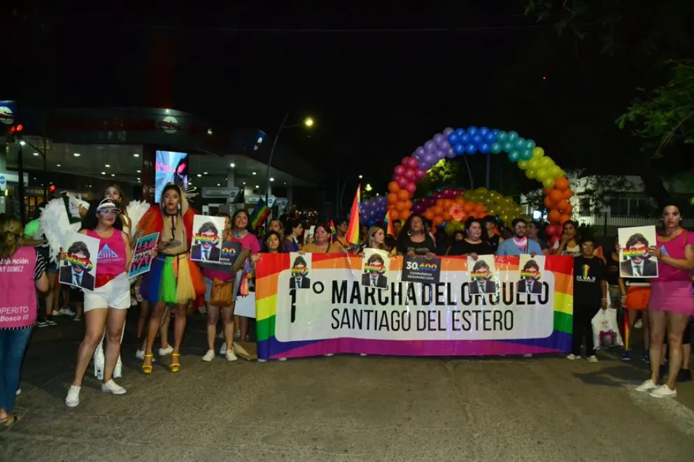 Se realizó la 16ª Marcha del Orgullo LGBT de Santiago del Estero