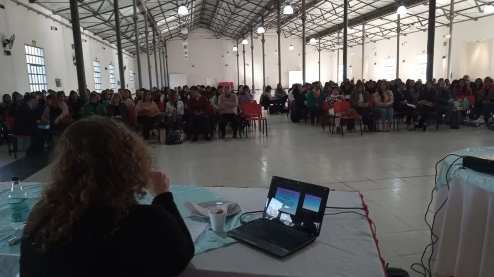 Comenzó el Simposio Internacional de Física en el Centro de Convenciones