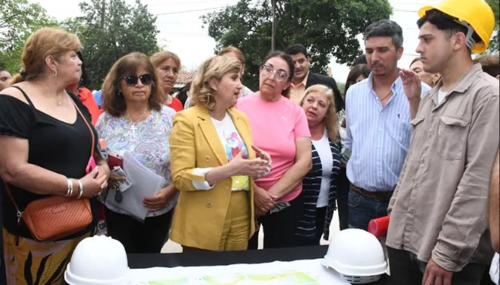 La intendente Fuentes destacó la obra de remodelación total de la plaza Cristóforo Juárez