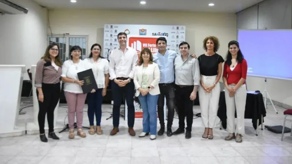 Se abrió el telón de la VII Feria del Libro con La Noche de las Narrativas