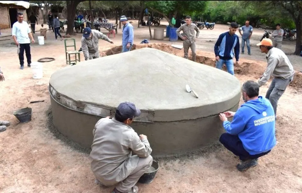 Instalan sistemas de almacenamiento de agua de lluvia en tres localidades