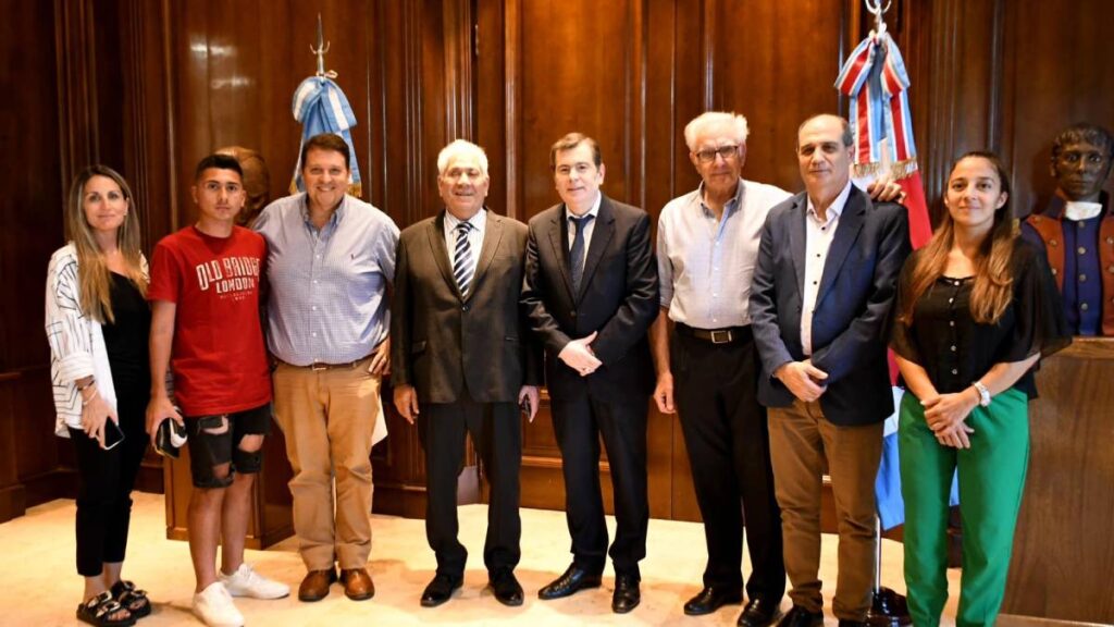 Zamora firmó una carta intención entre el Gobierno de la Provincia y la World Petrol Europa S.A
