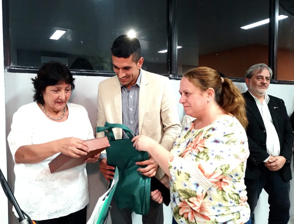 El municipio acompañó a la Biblioteca Popular ‘Juan B. Alberdi’ en la inauguración del salón de usos múltiples  