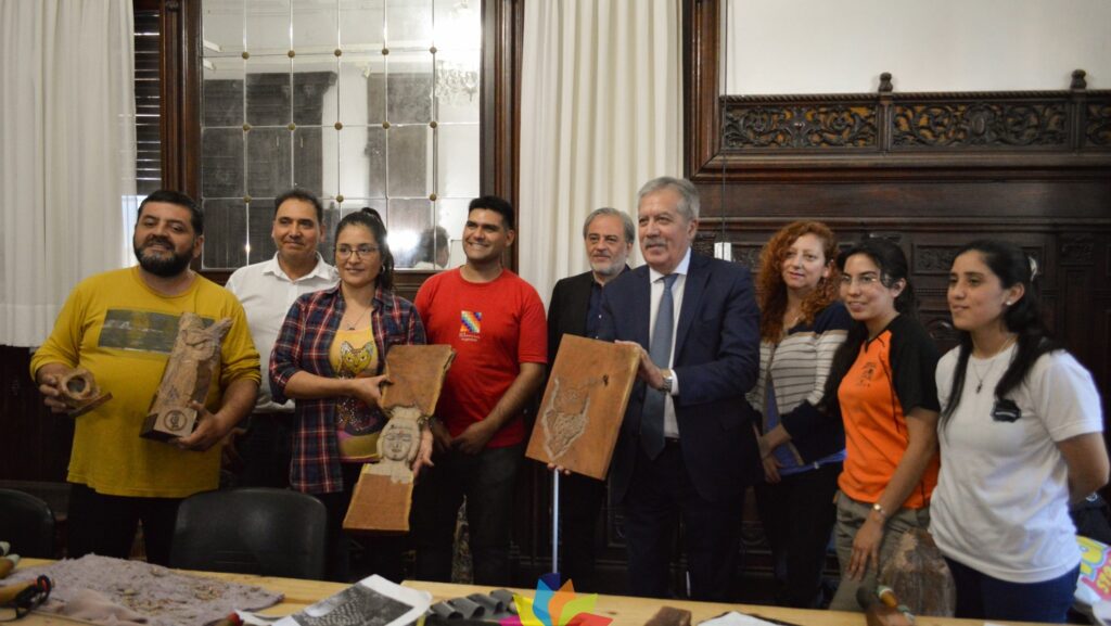 Exitoso cierre de año del Taller de “Tallado en Madera”