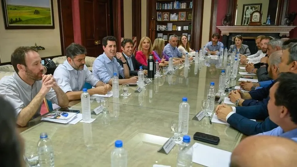 Cumbre del peronismo bonaerense: se reúnen Kicillof, Massa, Máximo Kirchner y los intendentes