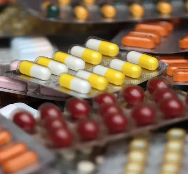 Medicamentos: se dispararon 300% en un año