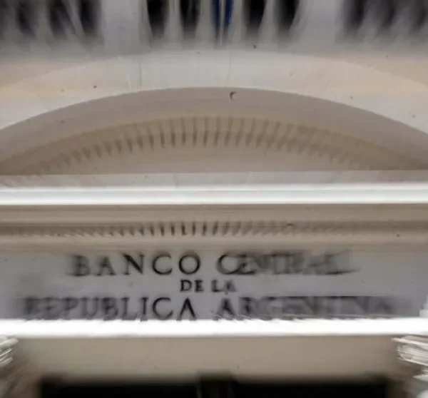 El Banco Central compró US$171 millones y suma la sexta jornada consecutiva con saldo positivo