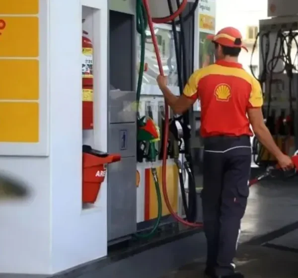 Shell aumentó un 15% sus precios