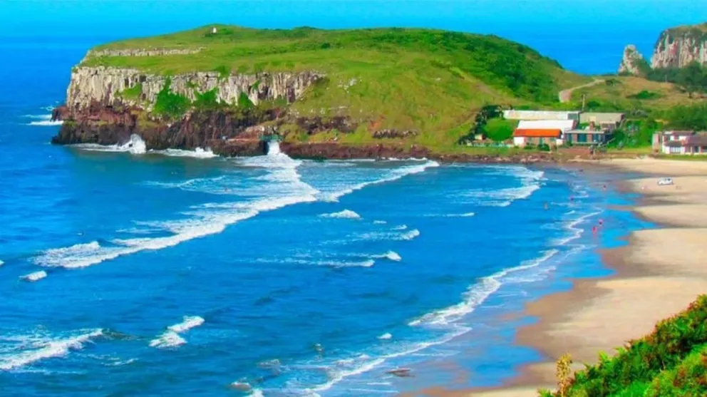 La mejor opción para el verano es esta playa de Brasil, muy cercana a Argentina