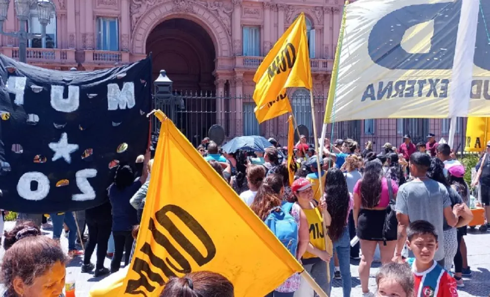 El piquetero Raúl Castells se manifestó contra el gobierno de  Milei