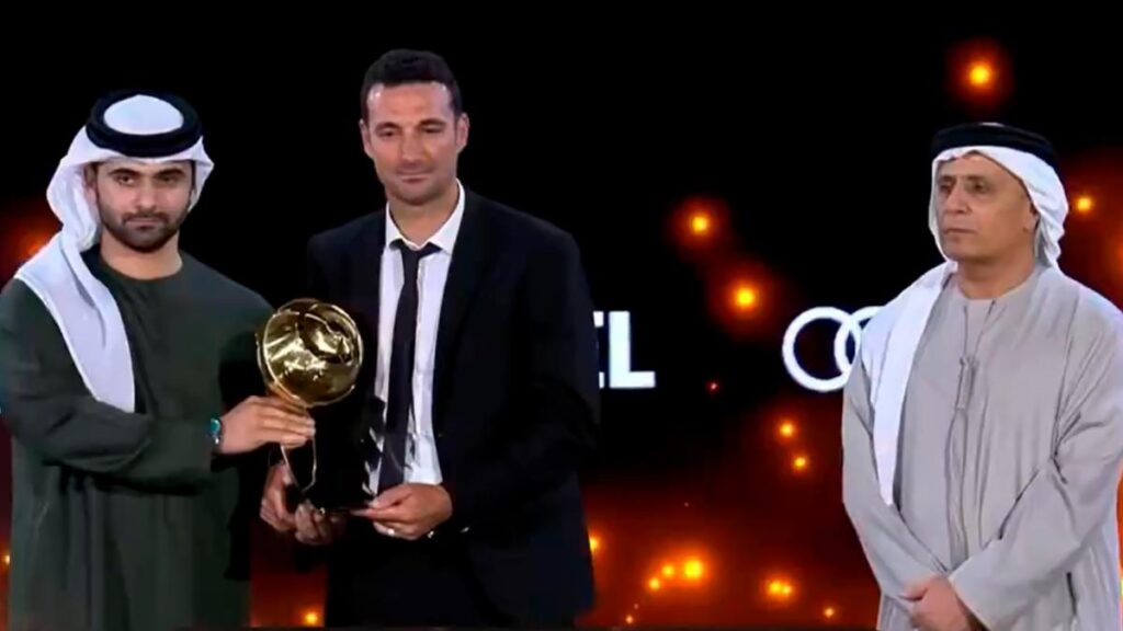 Scaloni, premiado por su trayectoria como entrenador