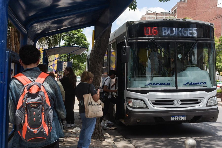 Se levantó el paro de colectivos