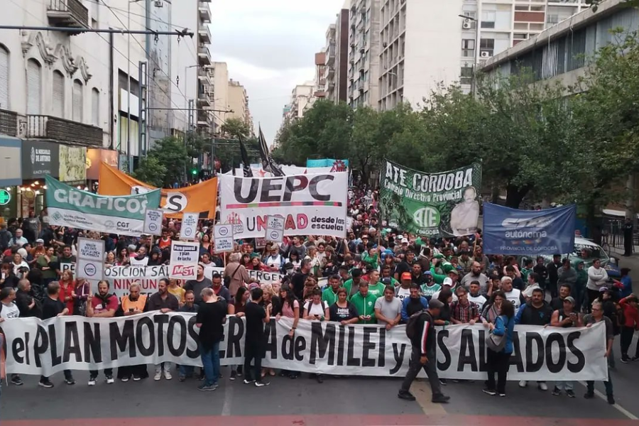 Estatales protestaron «contra el ajuste y los despidos»