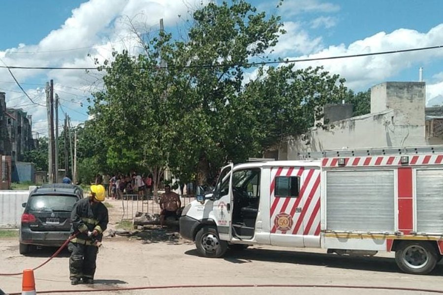 Explosión provocó quemaduras en una joven y su hijo, que está en terapia