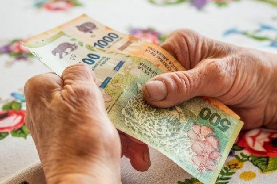 Ley Ómnibus: las jubilaciones serán actualizadas mensualmente de acuerdo a la inflación