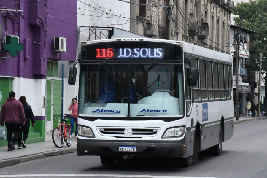 El transporte público adherirá al Paro General de este miércoles desde las 14