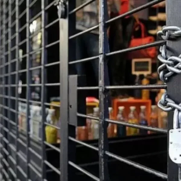 Por aumentos de luz y ventas paralizadas, temen ola de cierres desde marzo