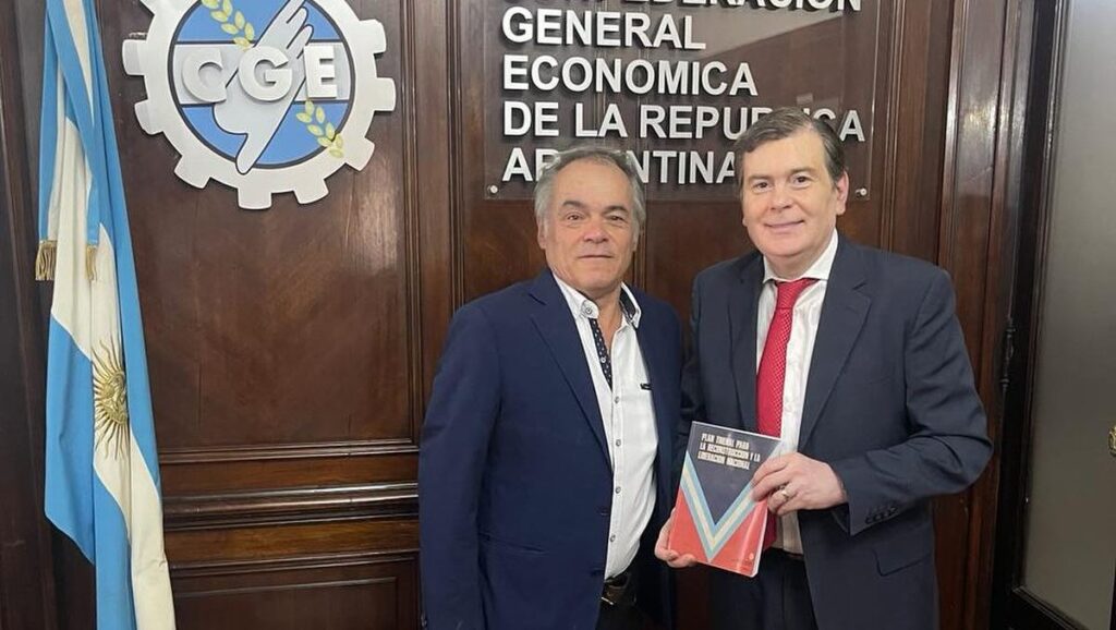 El gobernador se reunió con el presidente de la Confederación General Económica de la República Argentina