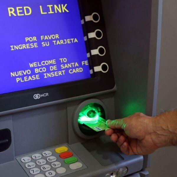 Este martes se inicia el pago de sueldos a la Administración Pública Provincial