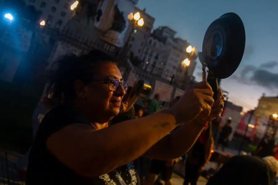 Organizaciones protestaban frente al Congreso en la previa del discurso del Presidente