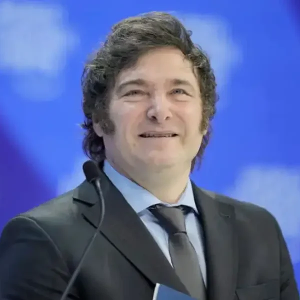 «Si me ponen u$s15.000 millones, abro el cepo y la economía despega»