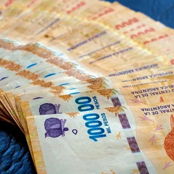 El Gobierno convocará al Consejo de Salario Mínimo para el 30 abril