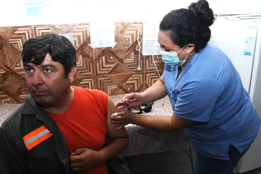 Los centros de salud de la Municipalidad iniciaron la vacunación antigripal