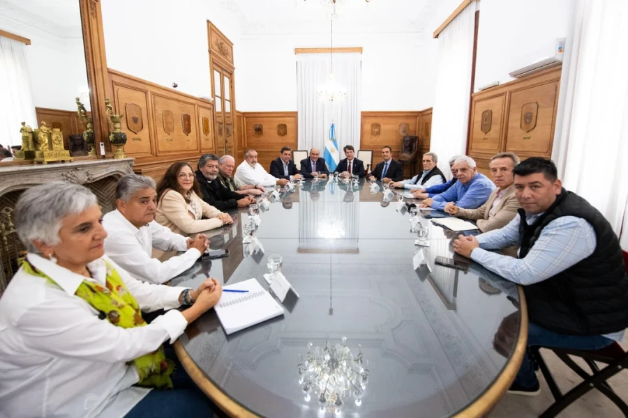 El Gobierno se reunió con la CGT en Casa Rosada: reforma laboral y nuevo paro en agenda