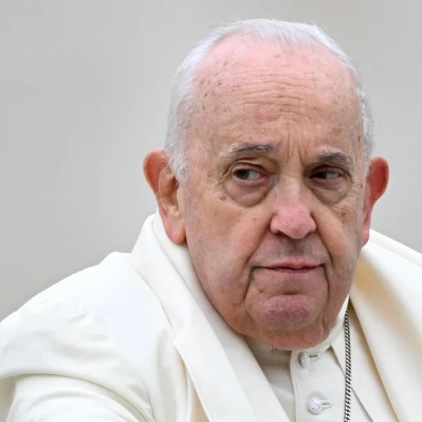 El Papa decidirá recién en septiembre si viene a Argentina