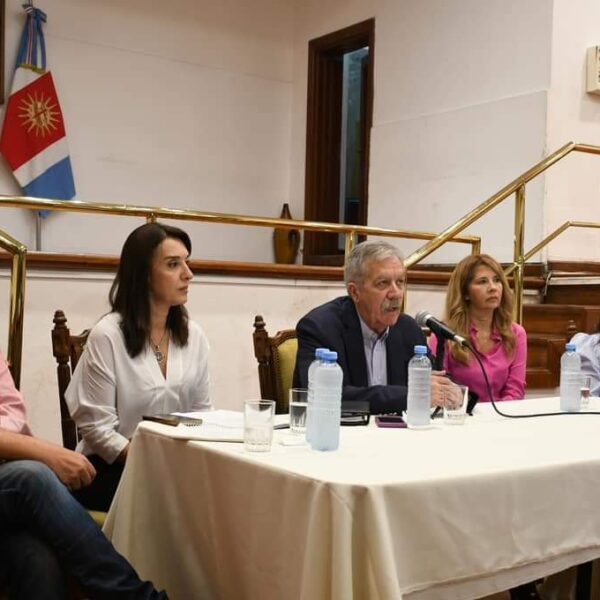 El Gobierno de la Provincia anunció incrementos en los planes de emergencia, comedores escolares y comunitarios