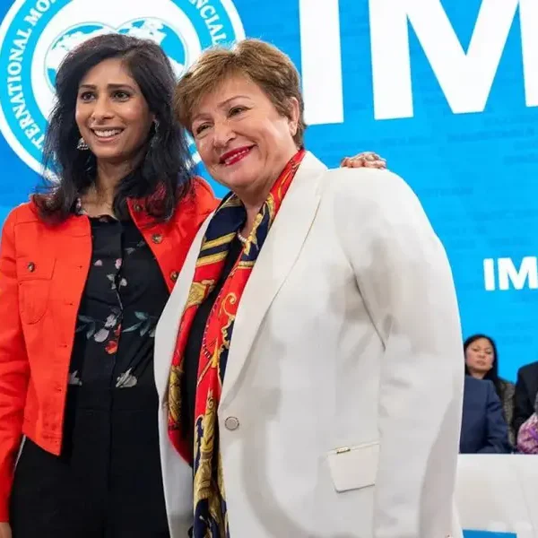 El FMI le pidió al Gobierno flexibilizar el tipo de cambio para levantar el cepo y cuidar las reservas