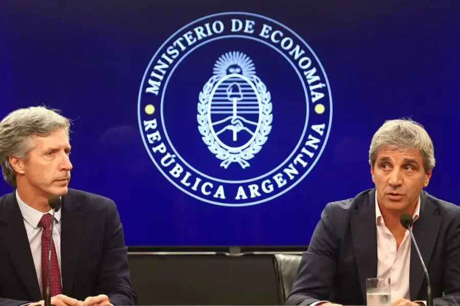 Deuda por importaciones supera los US$10.000 millones y equivale a todo lo que compró el BCRA