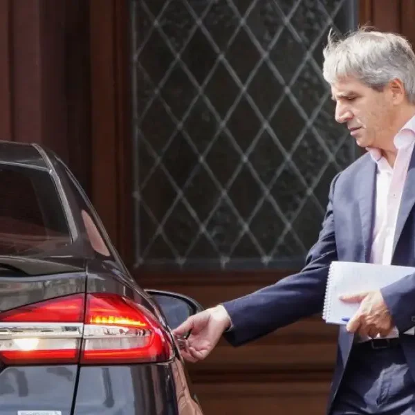 Generadoras: el Gobierno propuso pagar la deuda con bono y quita del 50%