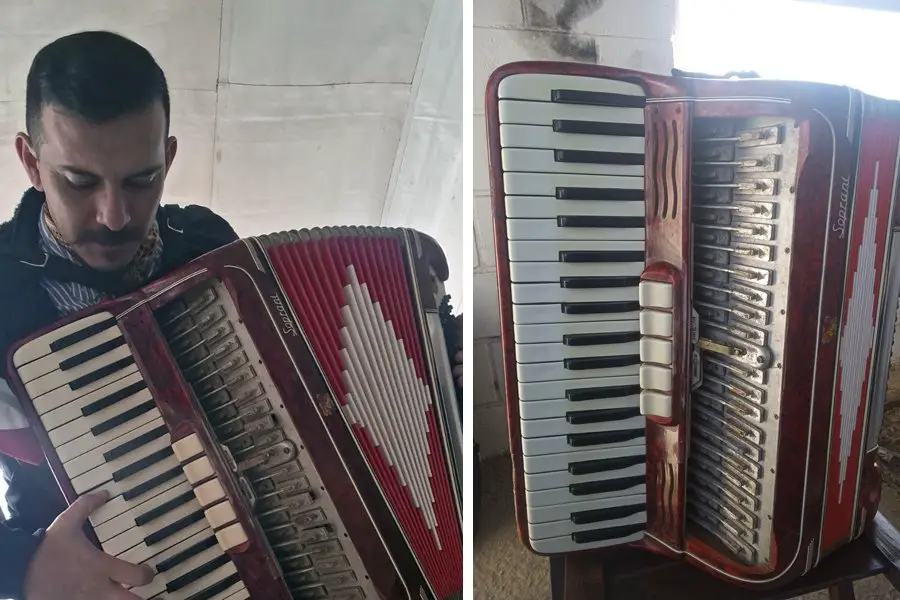 Músico santiagueño sufrió el robo de un acordeón y pide ayuda para recuperarlo