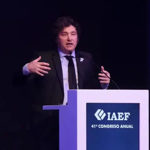 Advertencia al Congreso: “Voy a vetar cualquier proyecto que quiera romper la caja”