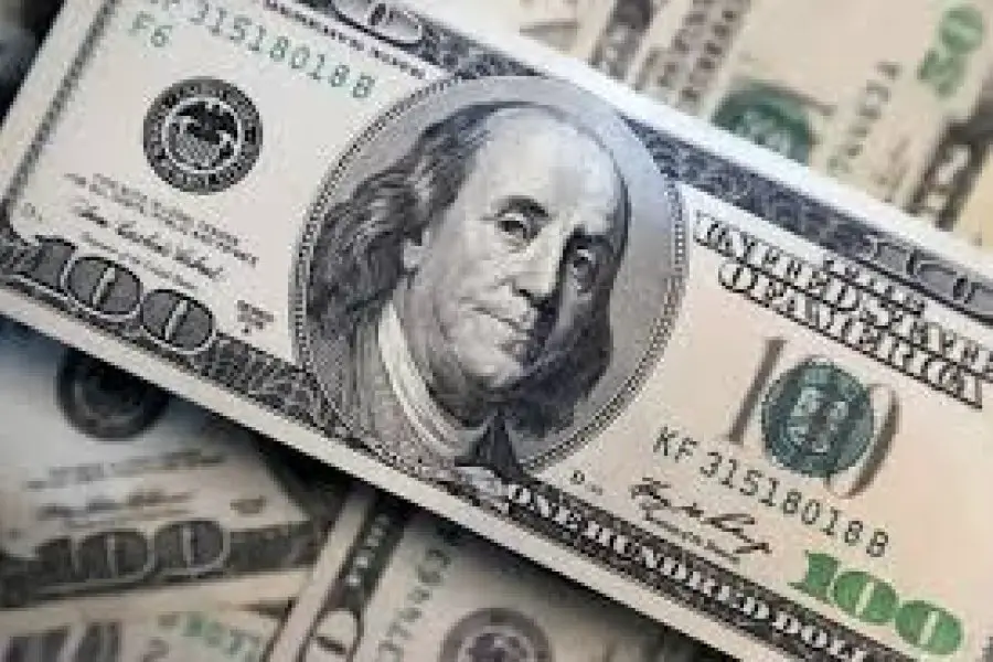 El dólar Blue cerró en $1220