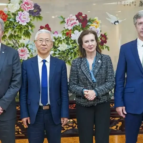 El Gobierno enfrenta dos vencimientos del swap con China por US$5000 millones y negocia refinanciar una parte