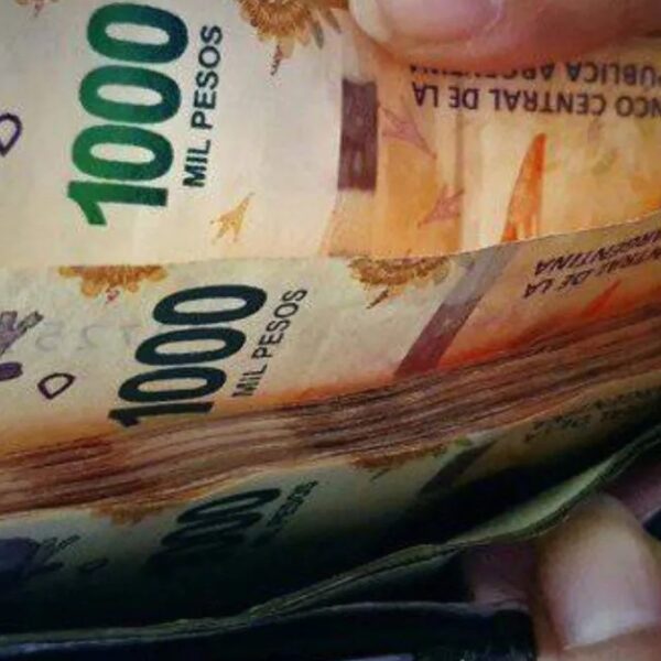 El pago del medio aguinaldo se adelanta para el próximo jueves 13