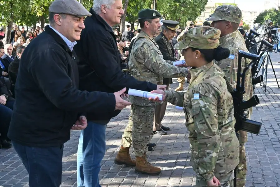 INTA entregó certificados de capacitación a soldados en el Día del Ejército Argentino