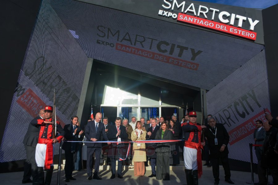 El gobernador Zamora realizó la apertura de la ceremonia del Smart City Expo en el Fórum