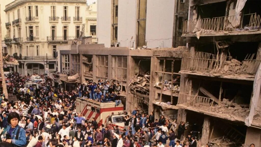 Se cumplen 30 años del atentado terrorista a la sede de la AMIA