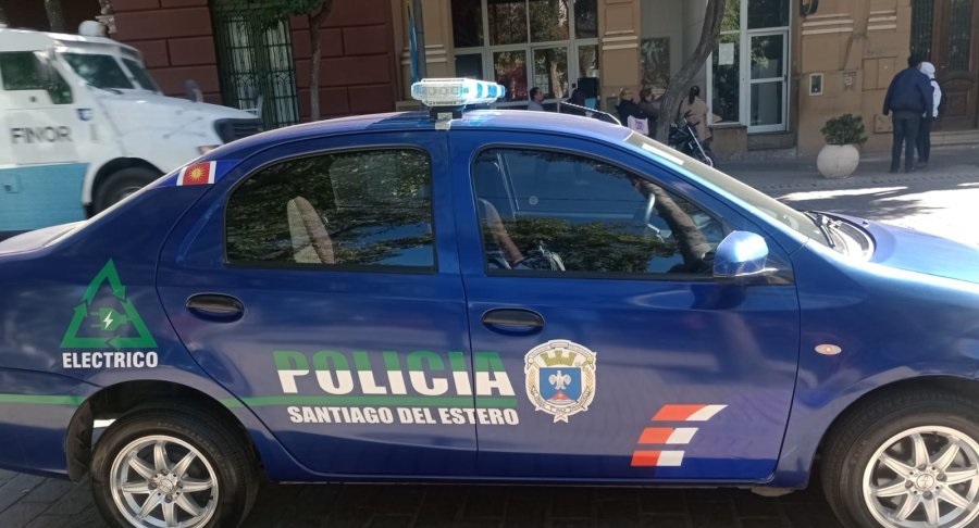 Automóvil eléctrico de la Policía