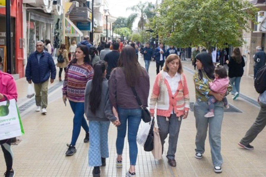 Así trabajará el comercio por el feriado nacional