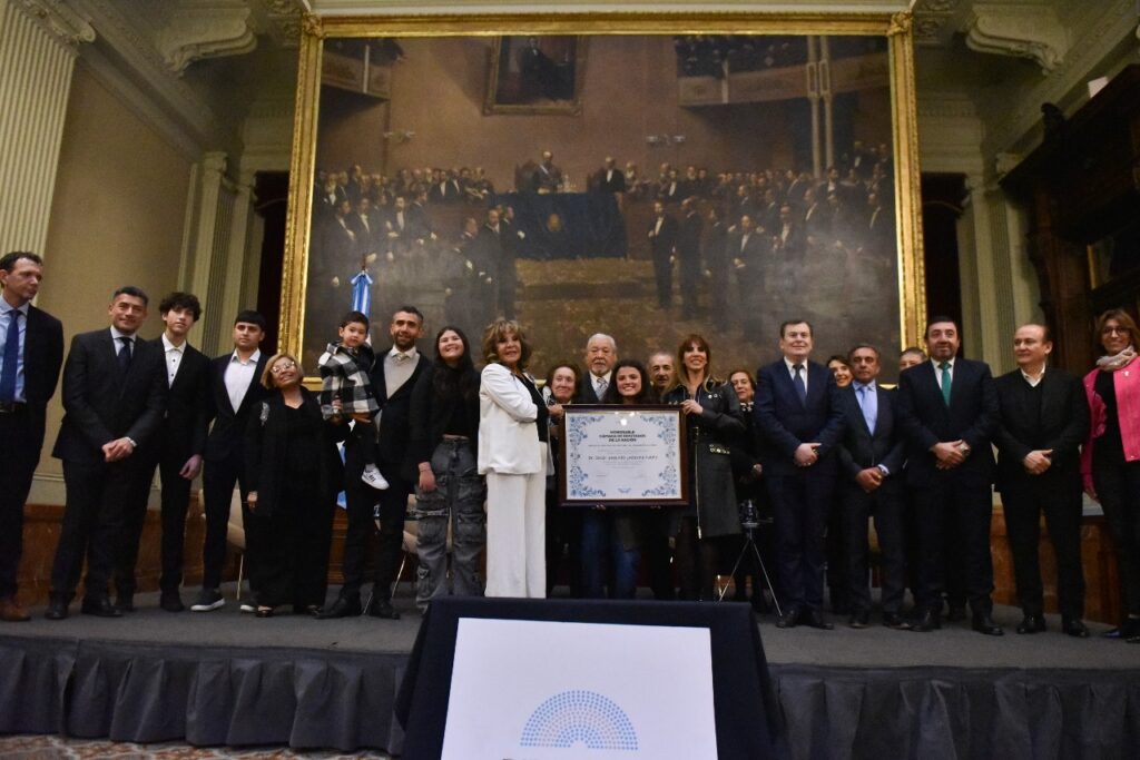 El doctor Oscar Ledesma Patiño fue distinguido con la Mención Juan Bautista Alberdi por la Cámara de Diputados de la Nación