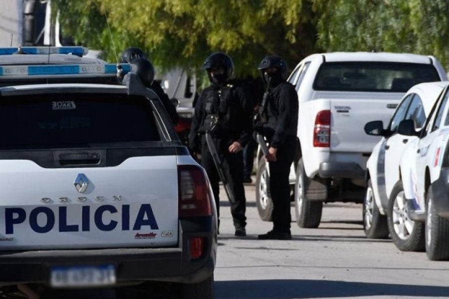 Por deudas, abandonaron maniatado y amordazado a un hombre en la Ruta 92