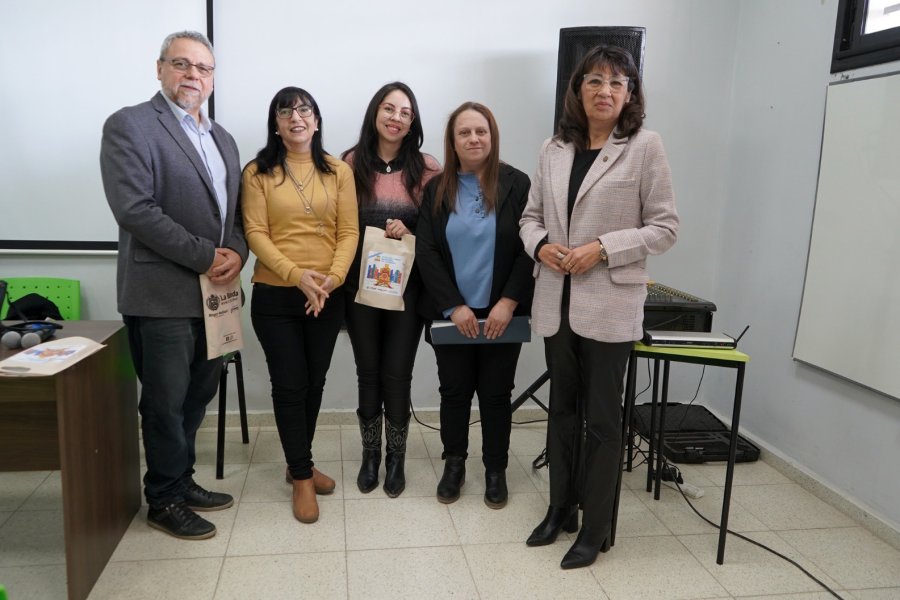 Se presentó “Informar y desinformar: Desafíos y responsabilidades” en la 2º edición de la feria del libro municipal de La Banda