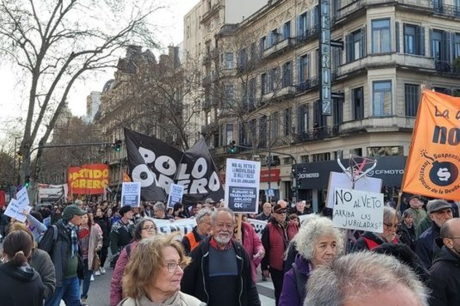 Movimientos sociales marcharán junto a los jubilados contra el veto de Milei a la nueva fórmula jubilatoria