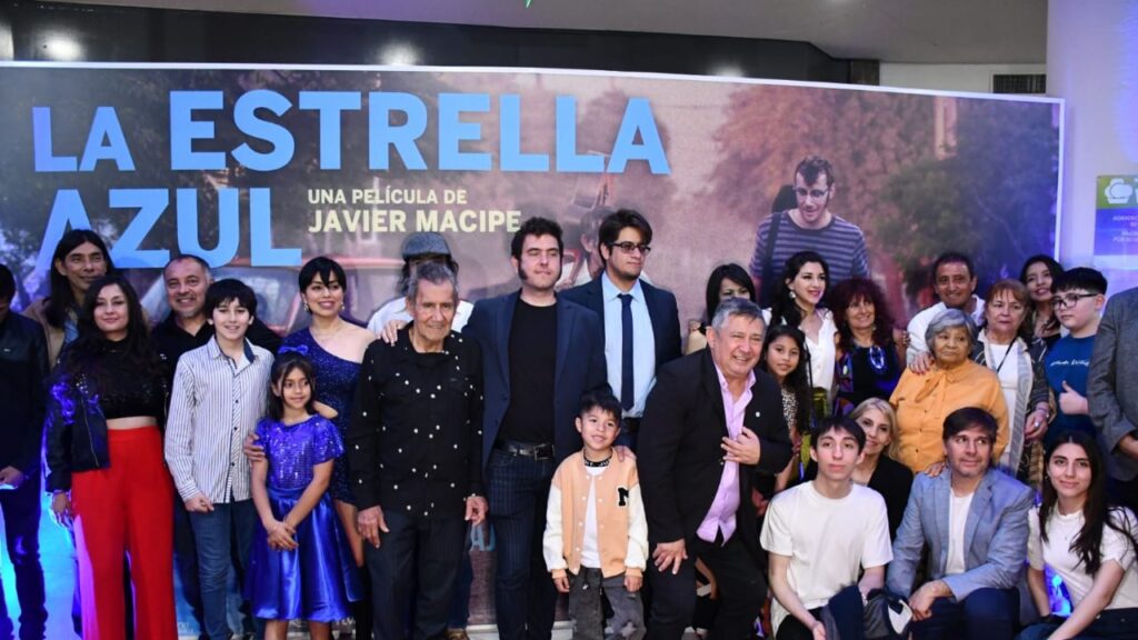 Gran éxito de “La Estrella Azul” en su Avant Premiere en Santiago