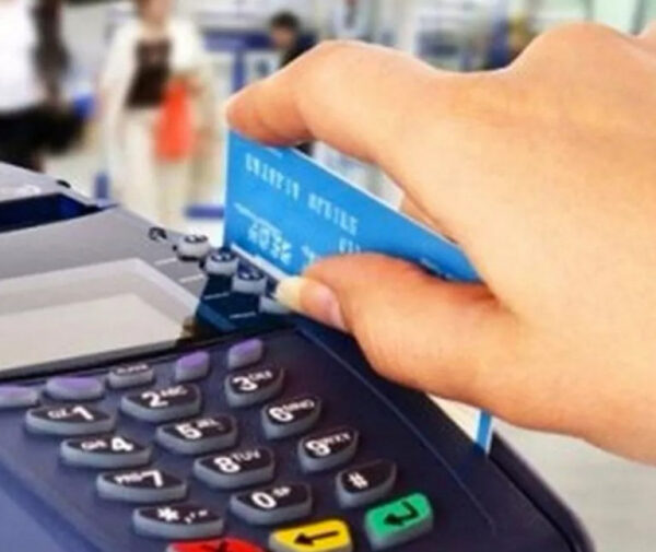 Tarjetas: Cuál es el cambio en la forma de pagar que empieza a regir desde este lunes